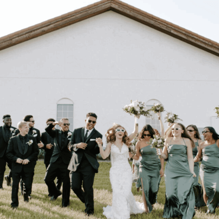 outdoor vs indoor weddings